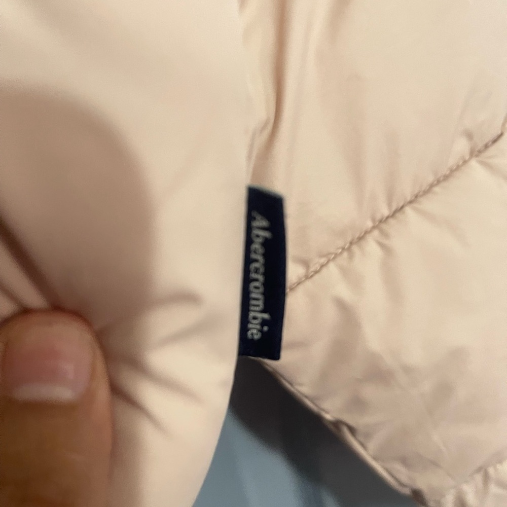 Abercrombie & Fitch Light Pink Quilted Jacket size S - Picture 2 of 10